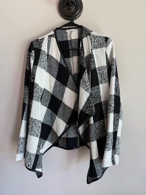 Carmin Buffalo Plaid Draped Open Front Cardigan Black‎ White Faux Leather Trim M